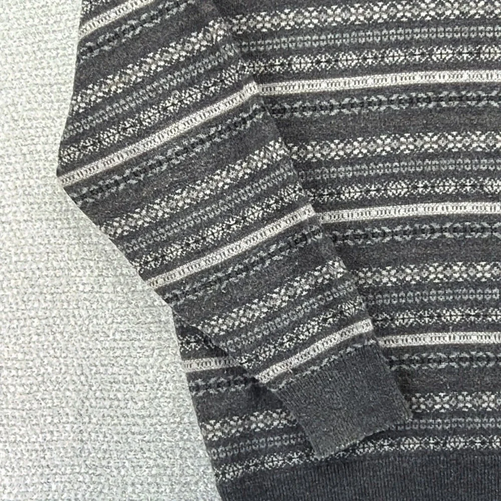 Jos A Bank Sweater Mens Large Gray Geometric Lambs Wool Blend Pullover V-Neck